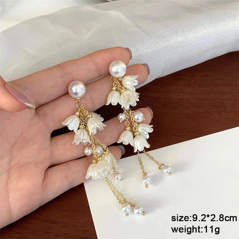 White Flower & Butterfly Dangle Earrings – Acrylic Pearl Heart Jewelry