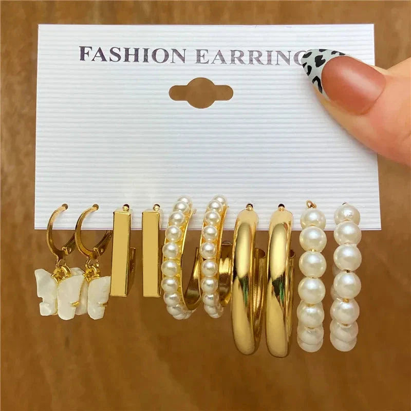 Gold Butterfly & Heart Dangle Earrings Set – Acrylic Drop Jewelry for Women
