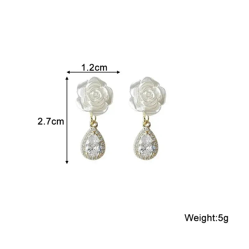 White Flower & Butterfly Dangle Earrings – Acrylic Pearl Heart Jewelry