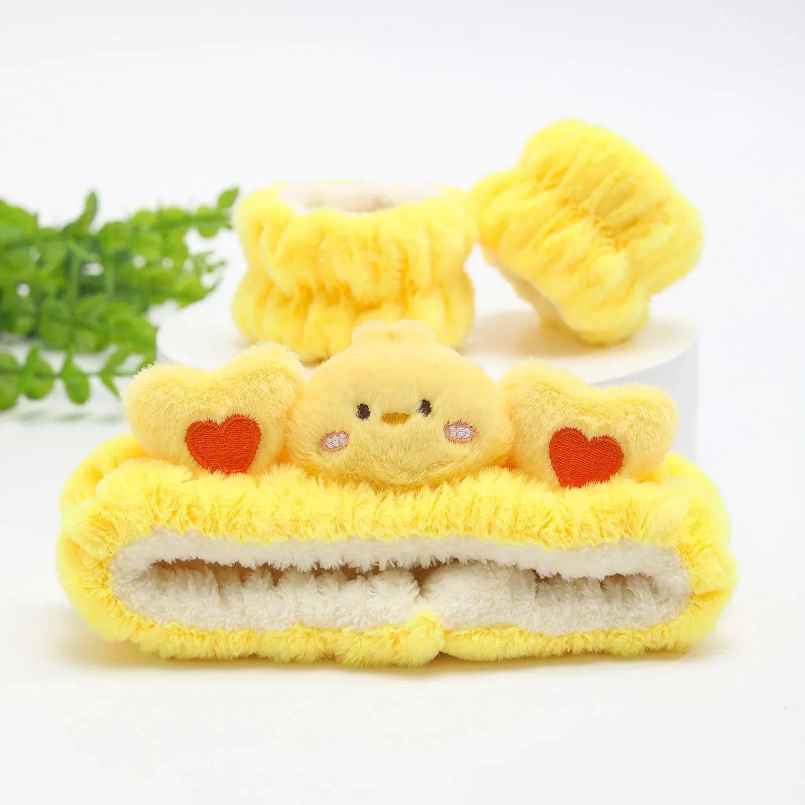 3pcs Wash Face Headband Soft Comfortable Plush Headband Wrist Strap Set For Girls Cartoon Cat Ear Shaped Wash Up Headband Kit