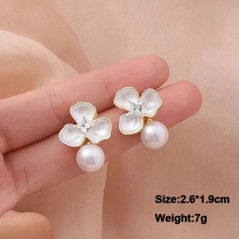 White Flower & Butterfly Dangle Earrings – Acrylic Pearl Heart Jewelry