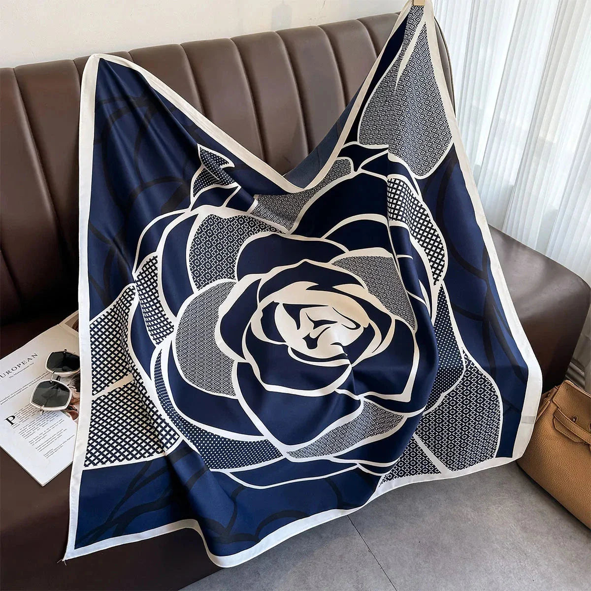 90x90cm Square Silk-Feel Scarf – Luxury Women’s Shawl & Head Wrap