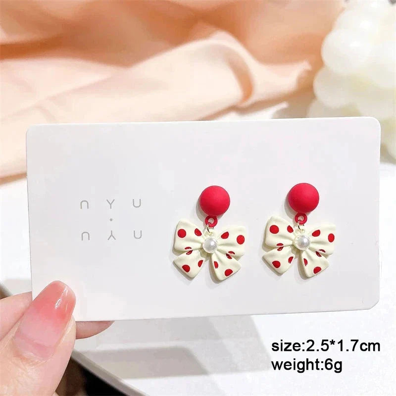 White Flower & Butterfly Dangle Earrings – Acrylic Pearl Heart Jewelry