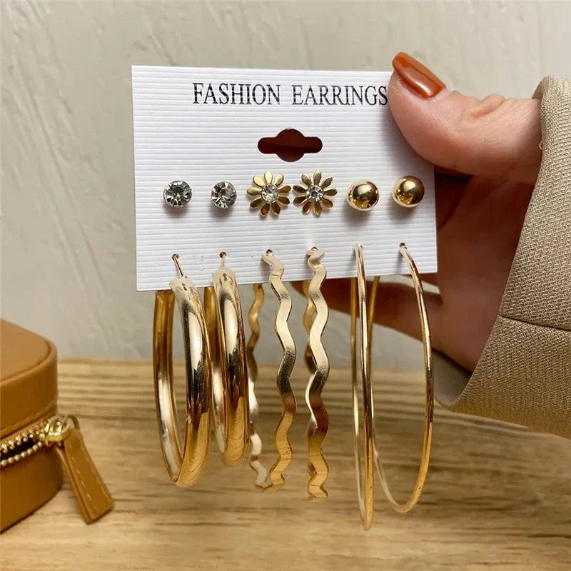 Gold Butterfly & Heart Dangle Earrings Set – Acrylic Drop Jewelry for Women
