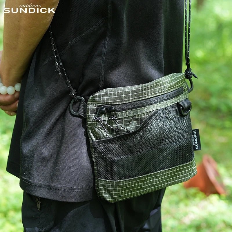 Outdoor travel single-shoulder bag