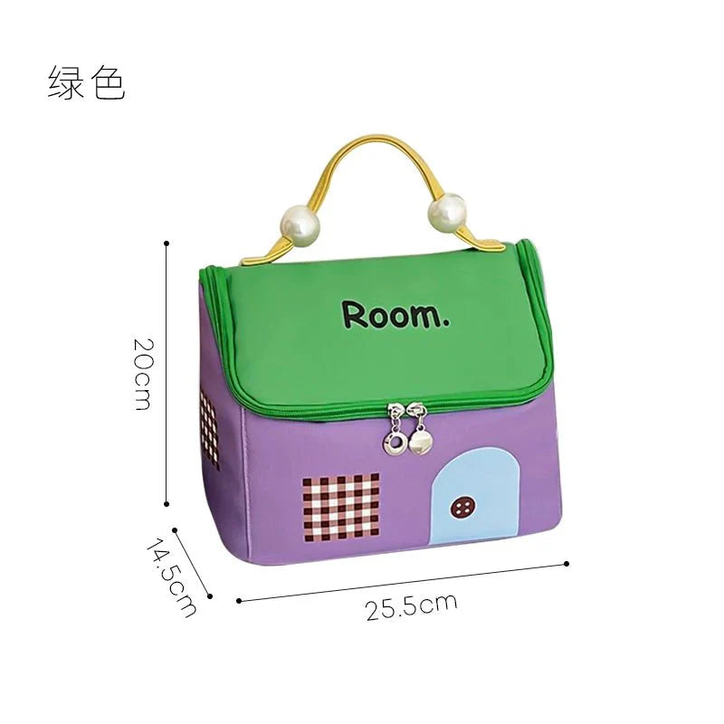 Small House Pattern Portable cosmetic bag